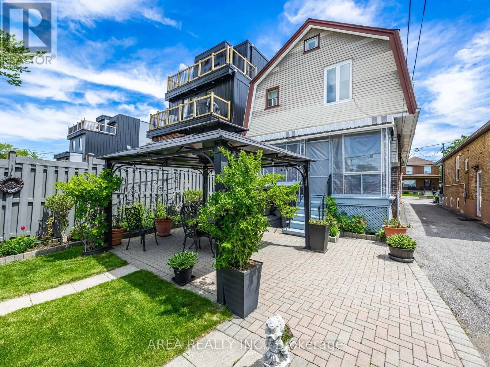 54 HARTLEY AVENUE