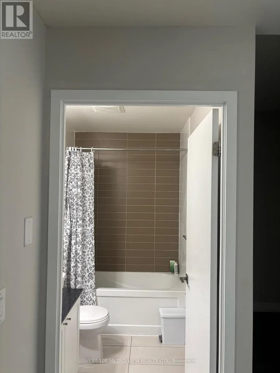 #3305 - 510 CURRAN PLACE