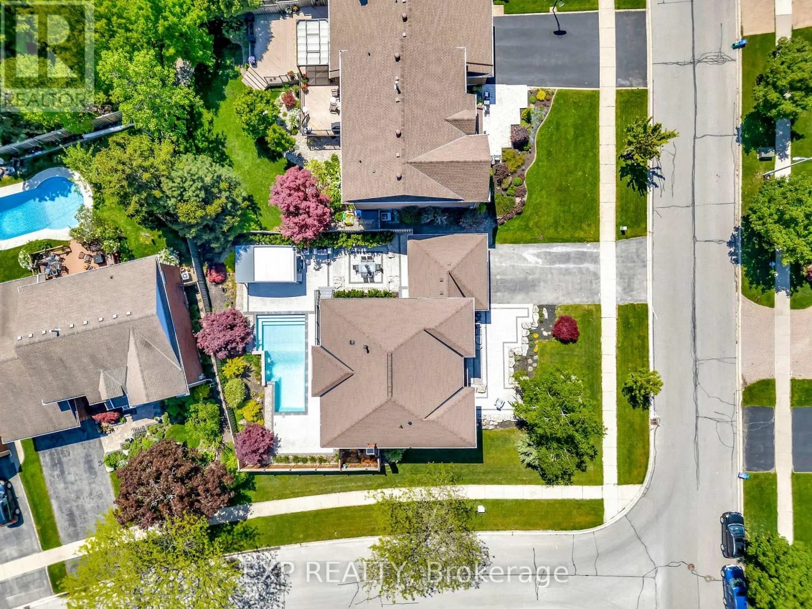 1399 WINTERBERRY DRIVE