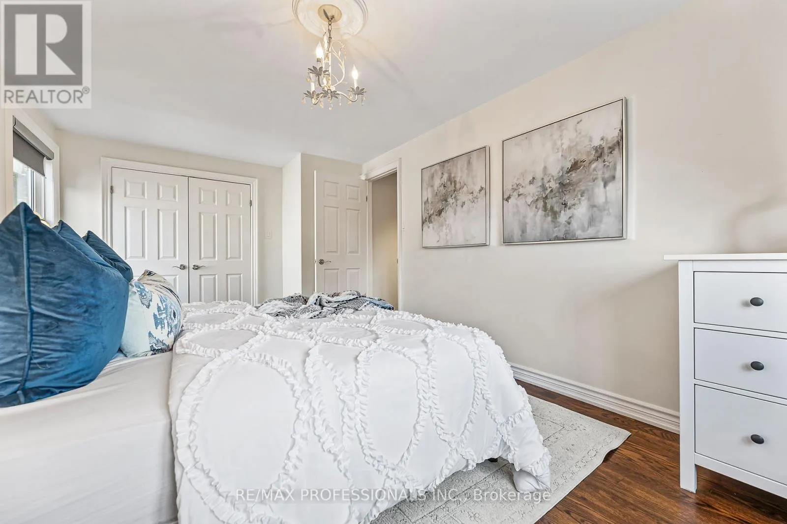 190 LONGWOOD DRIVE
