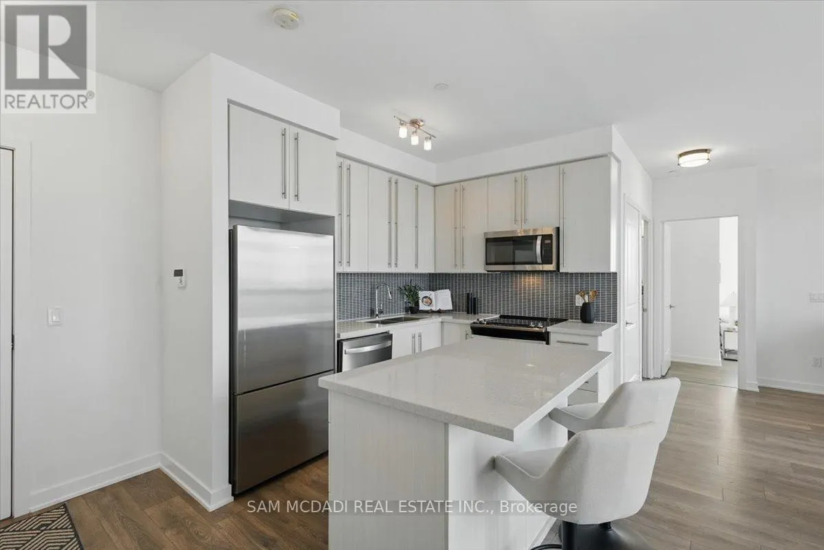 PH3 - 4655 GLEN ERIN DRIVE