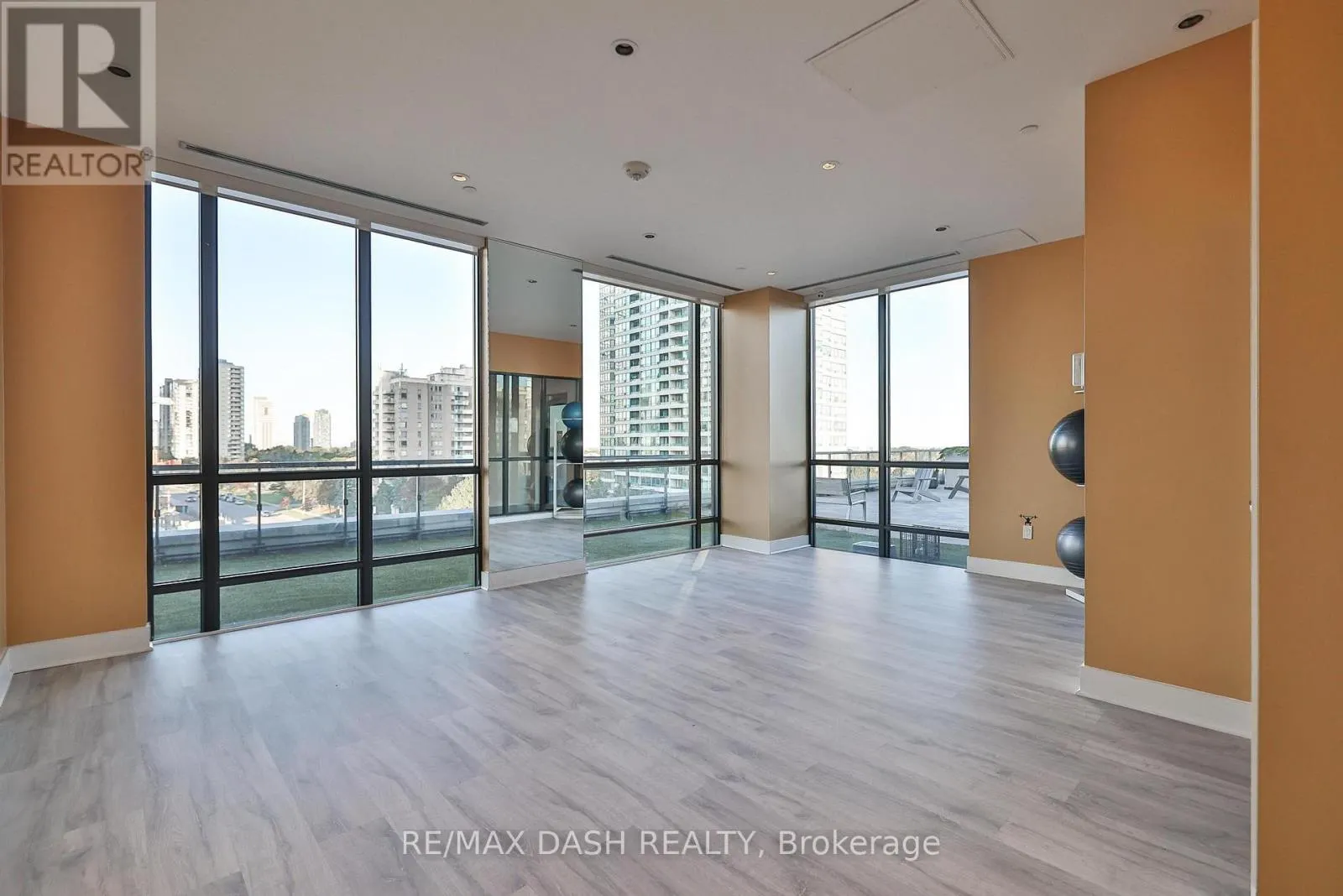 603 - 3975 GRAND PARK DRIVE