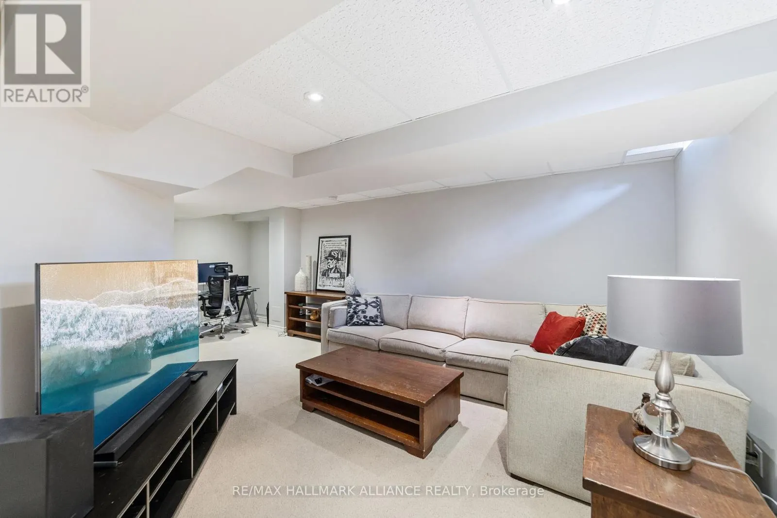 2185 BARONWOOD DRIVE