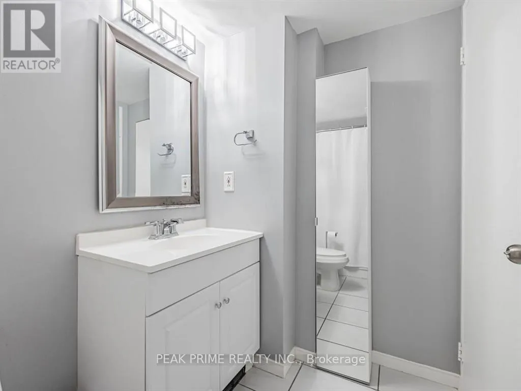 PH02 - 155 HILLCREST AVENUE