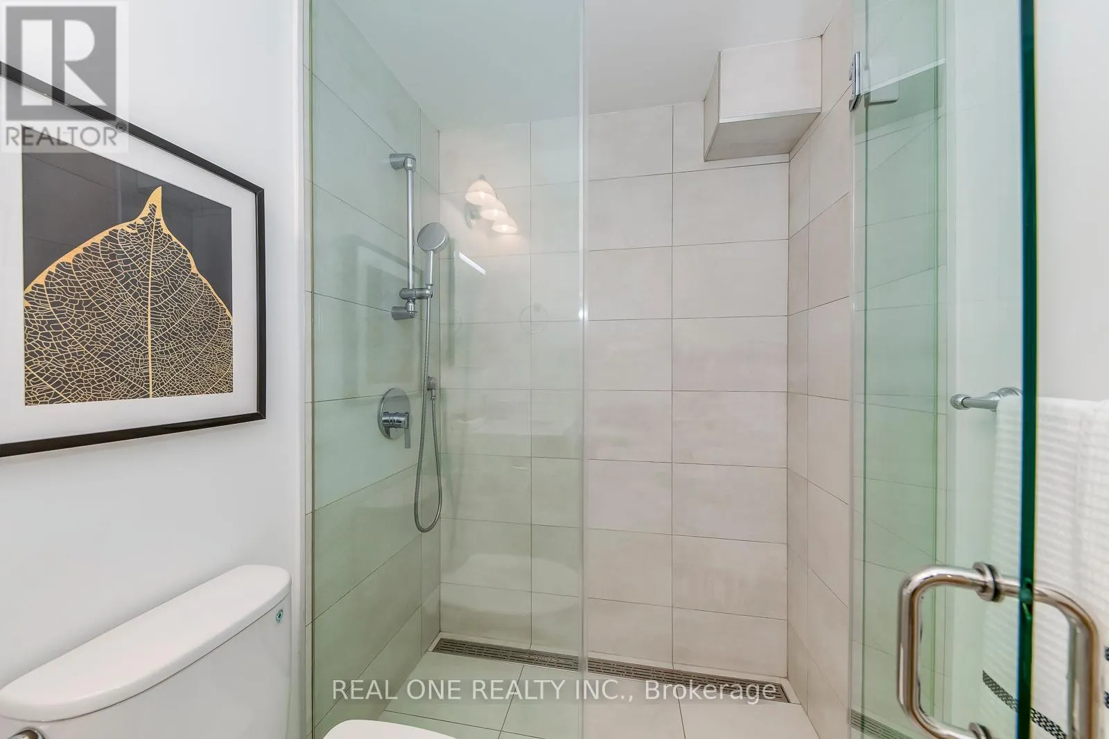 3291 FIELDGATE DRIVE