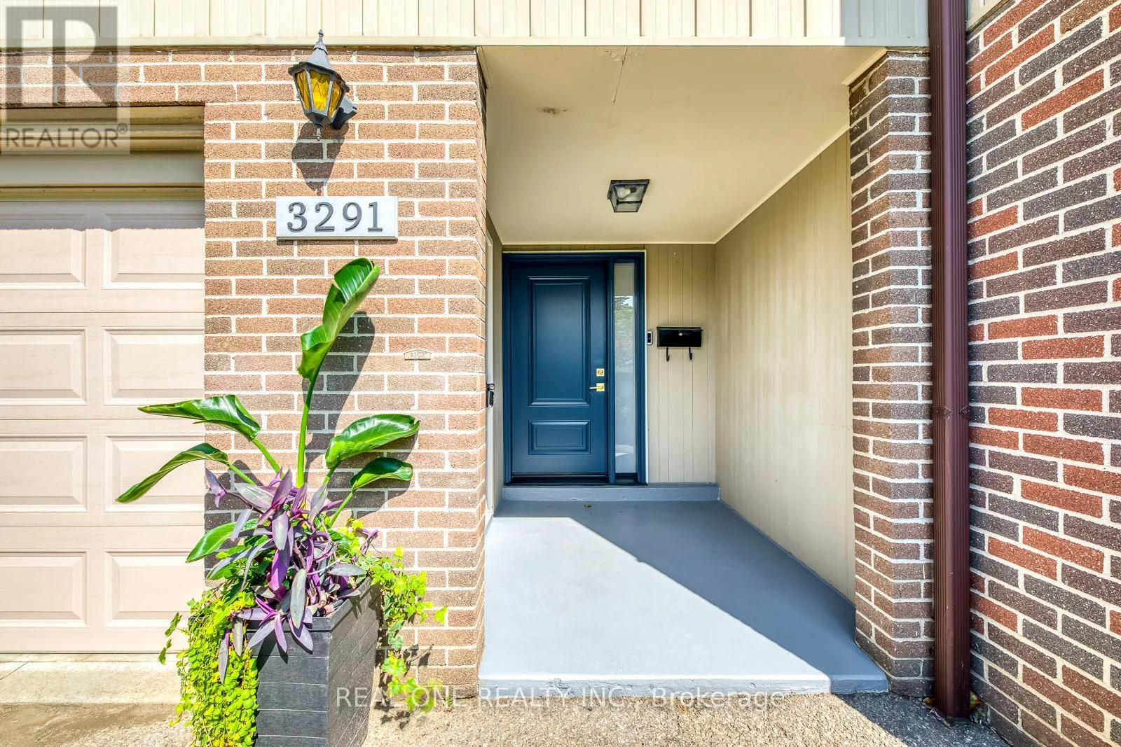 3291 FIELDGATE DRIVE