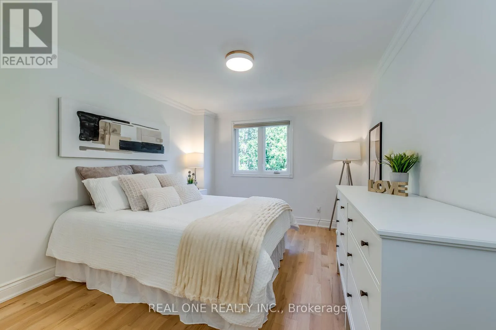 3291 FIELDGATE DRIVE