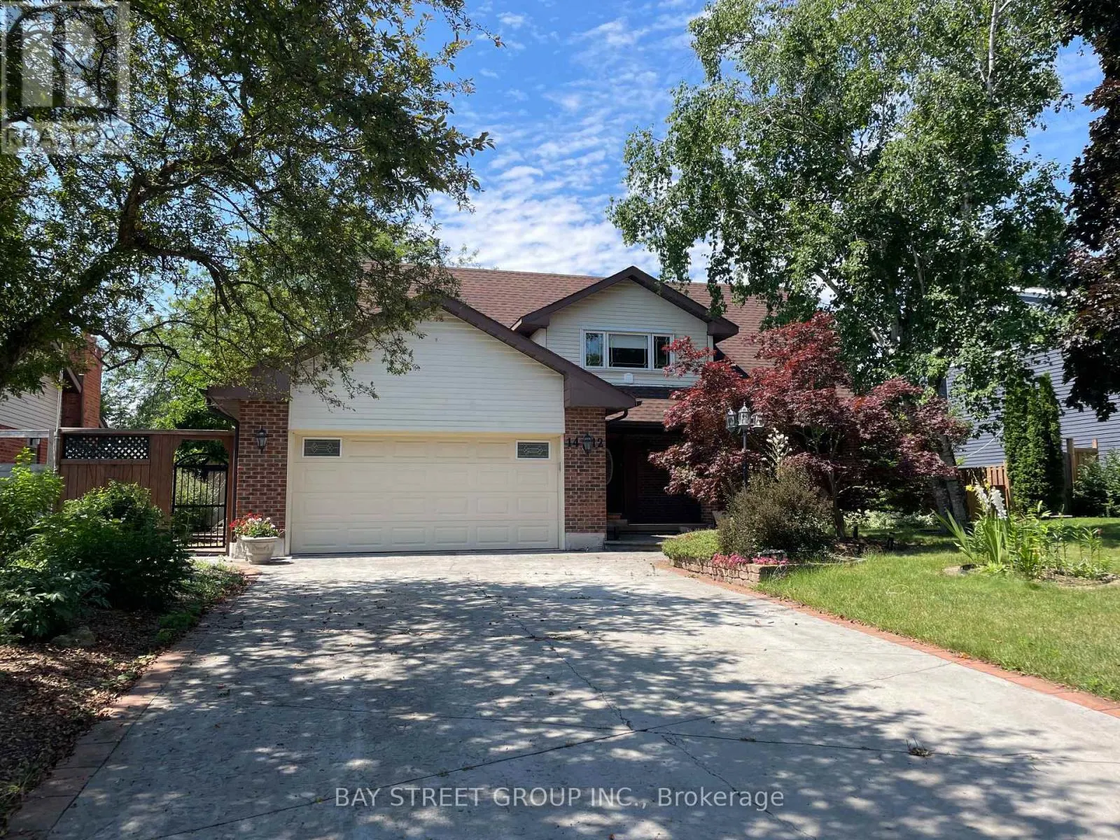 1412 PEERLESS COURT