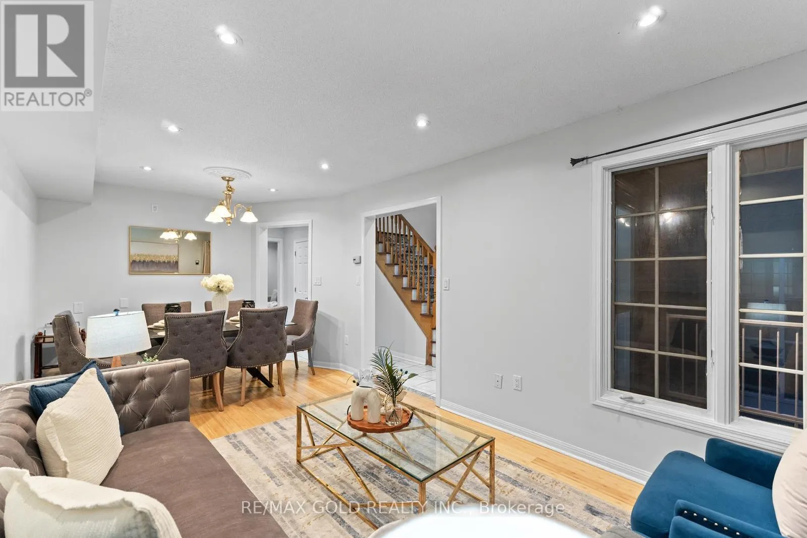 83 MOUNT RANIER CRESCENT