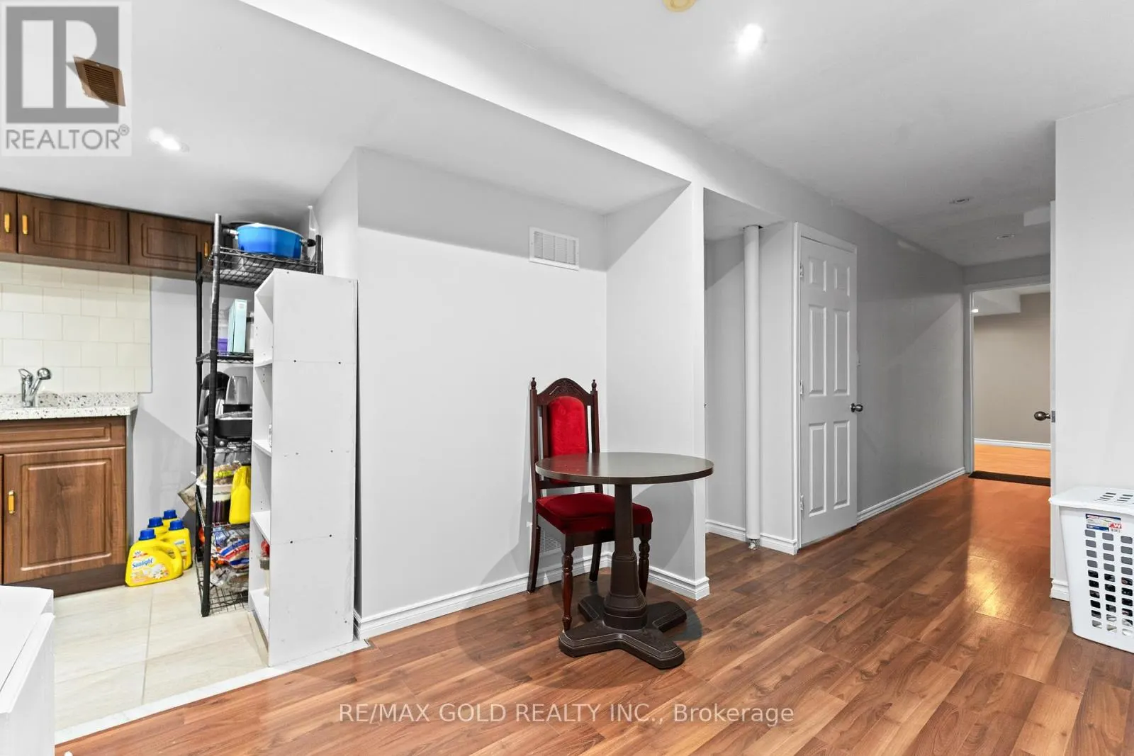 83 MOUNT RANIER CRESCENT