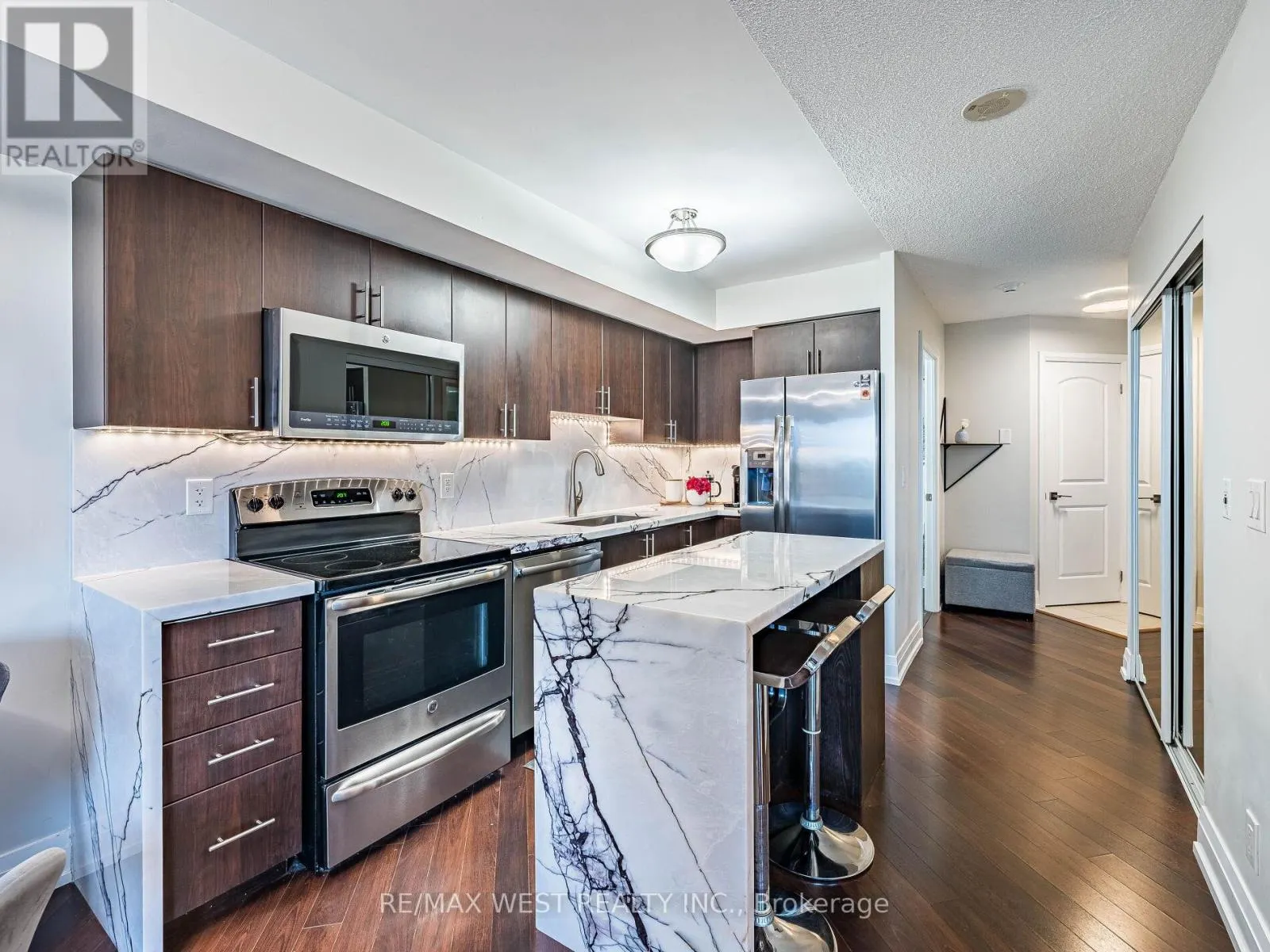 410 - 1060 SHEPPARD AVENUE