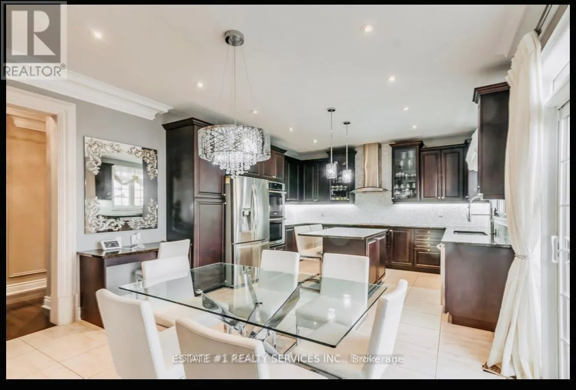 4 AGINCOURT CIRCLE
