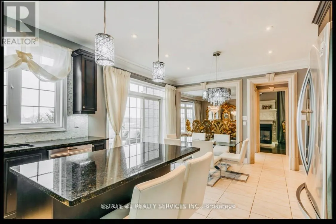 4 AGINCOURT CIRCLE