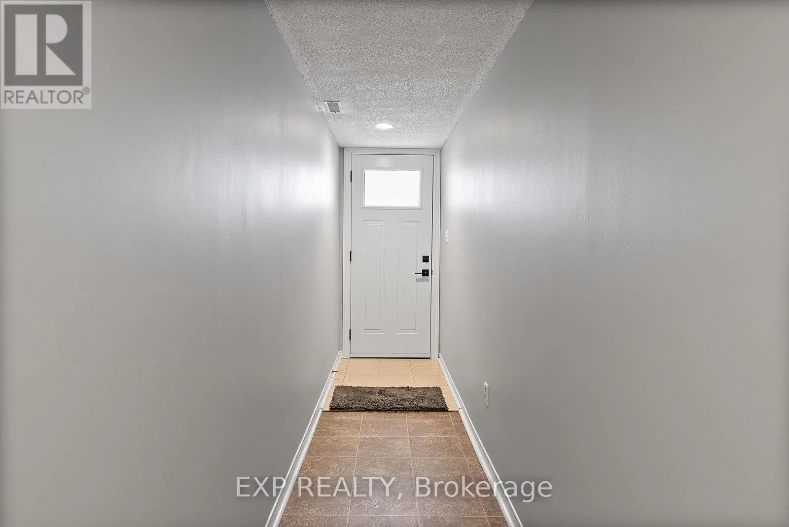 532 - 895 MAPLE AVENUE