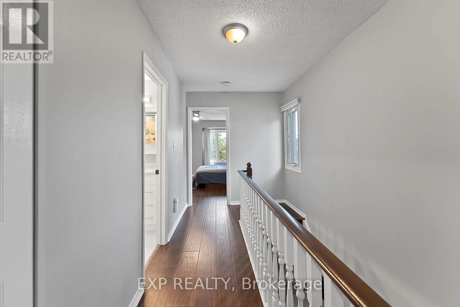 532 - 895 MAPLE AVENUE