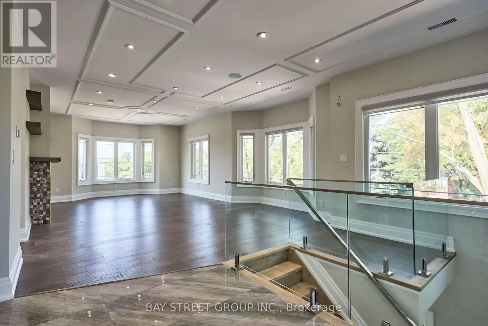 211 CORNELIUS PARKWAY