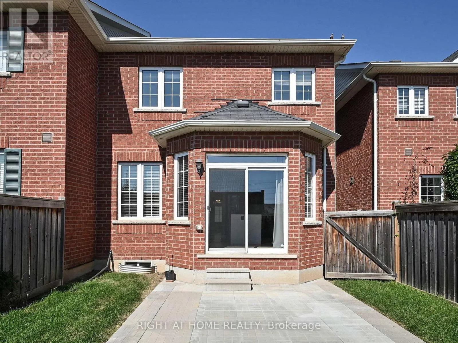 537 VAUGHAN COURT