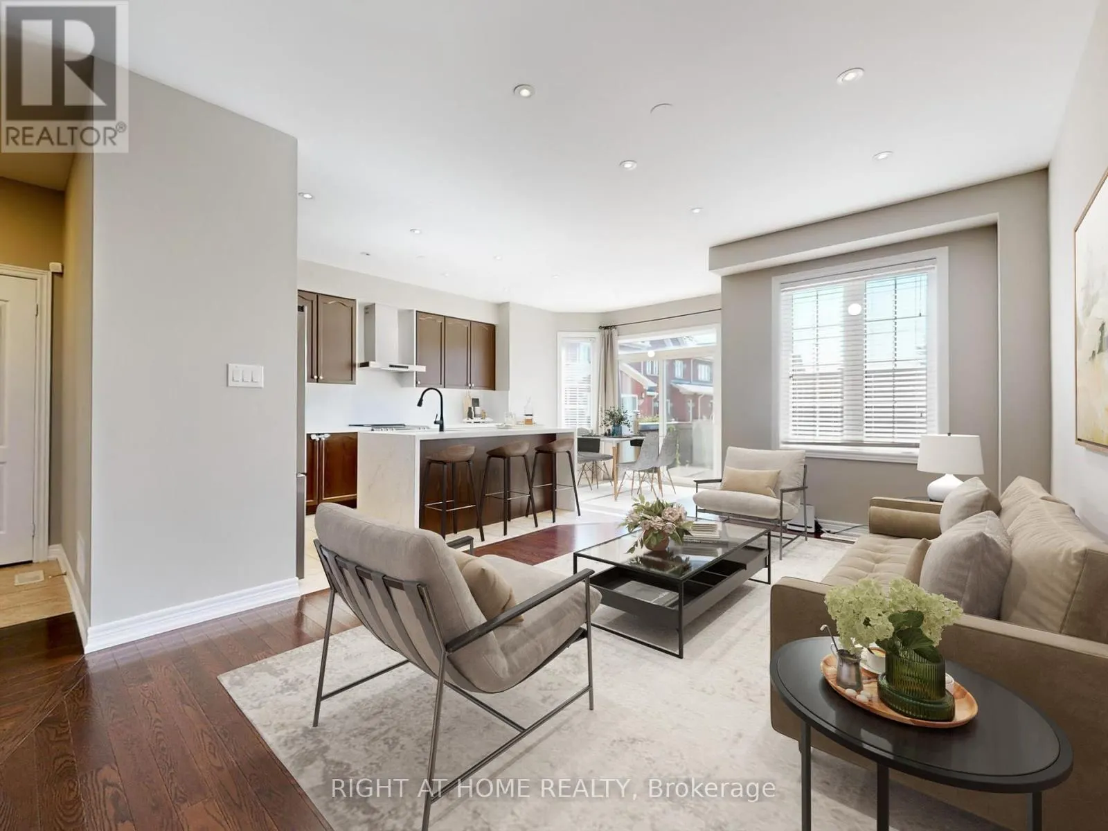 537 VAUGHAN COURT