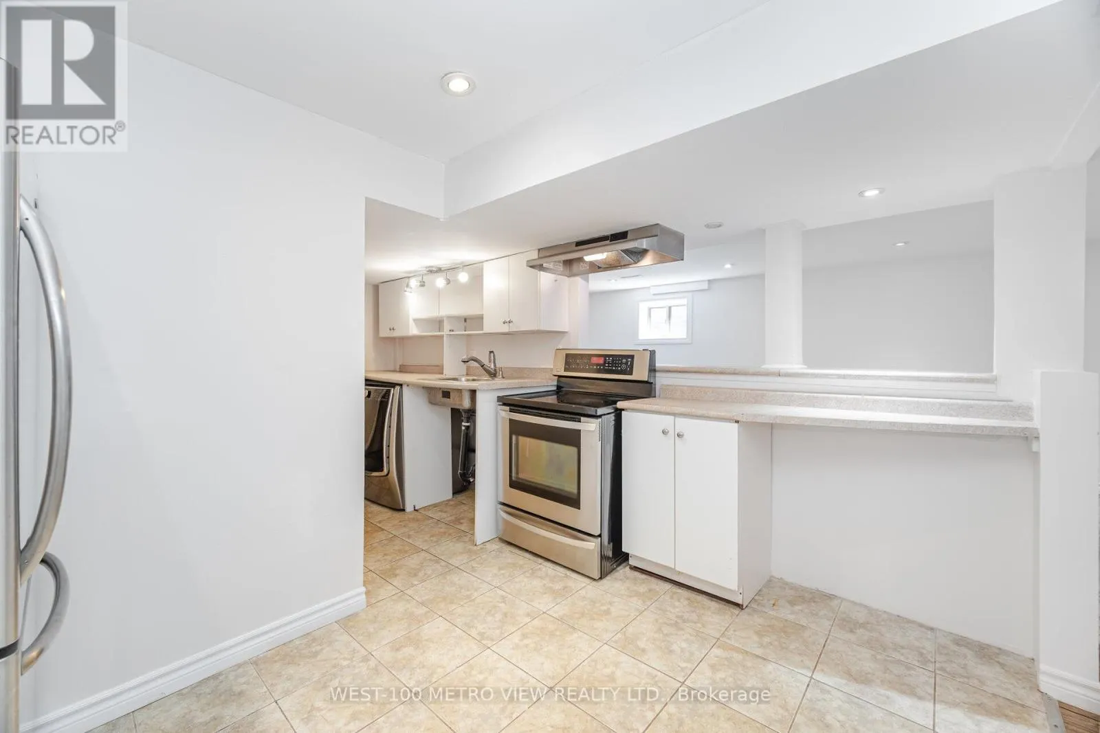 3339 MAINSAIL CRESCENT