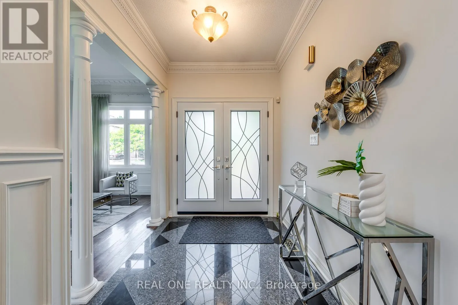 1601 BAYSHIRE DRIVE