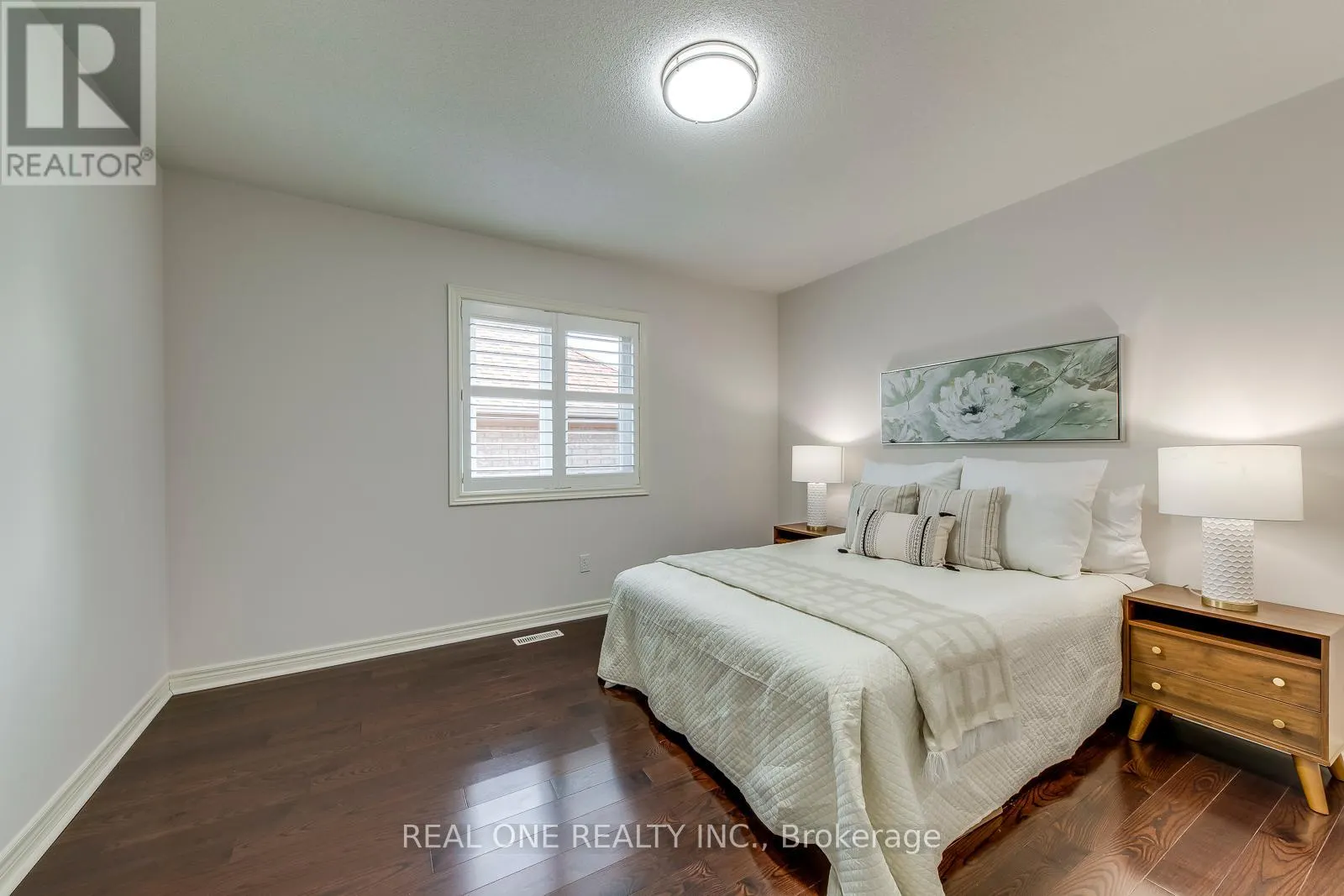 1601 BAYSHIRE DRIVE