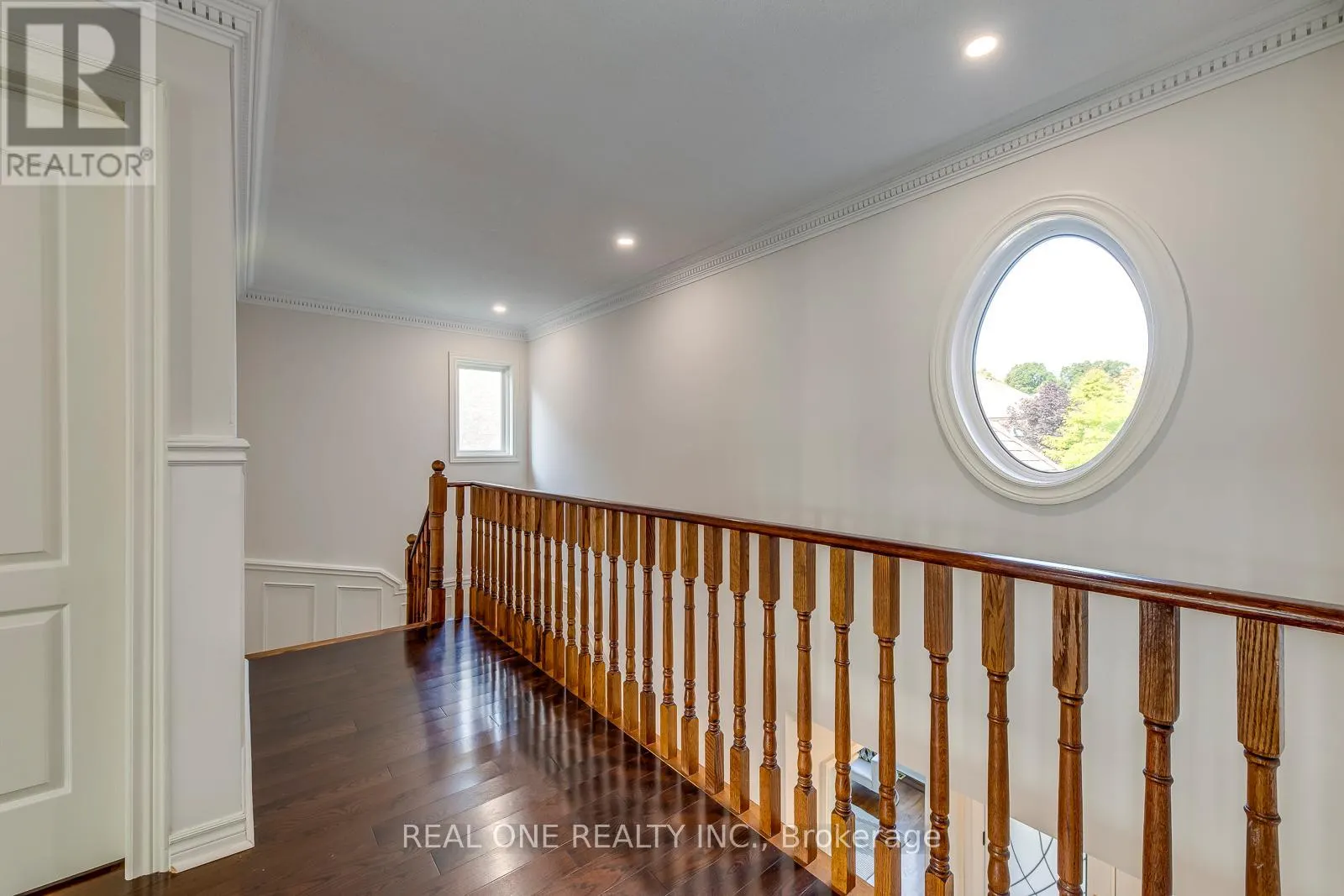 1601 BAYSHIRE DRIVE