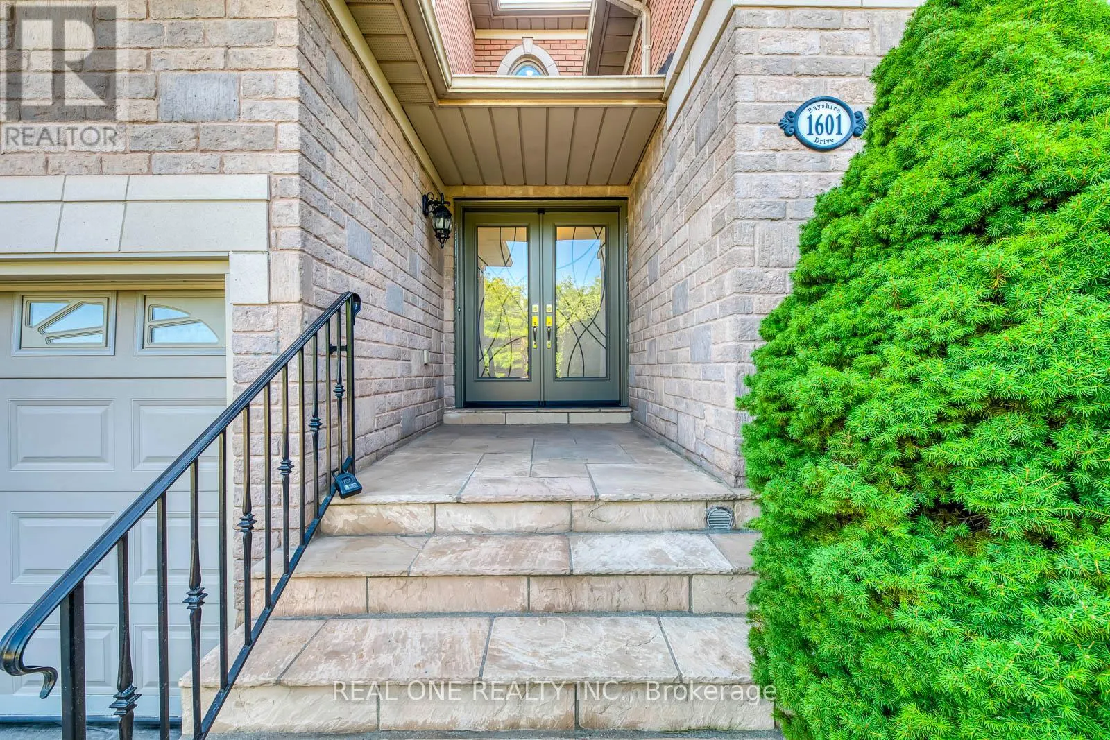 1601 BAYSHIRE DRIVE