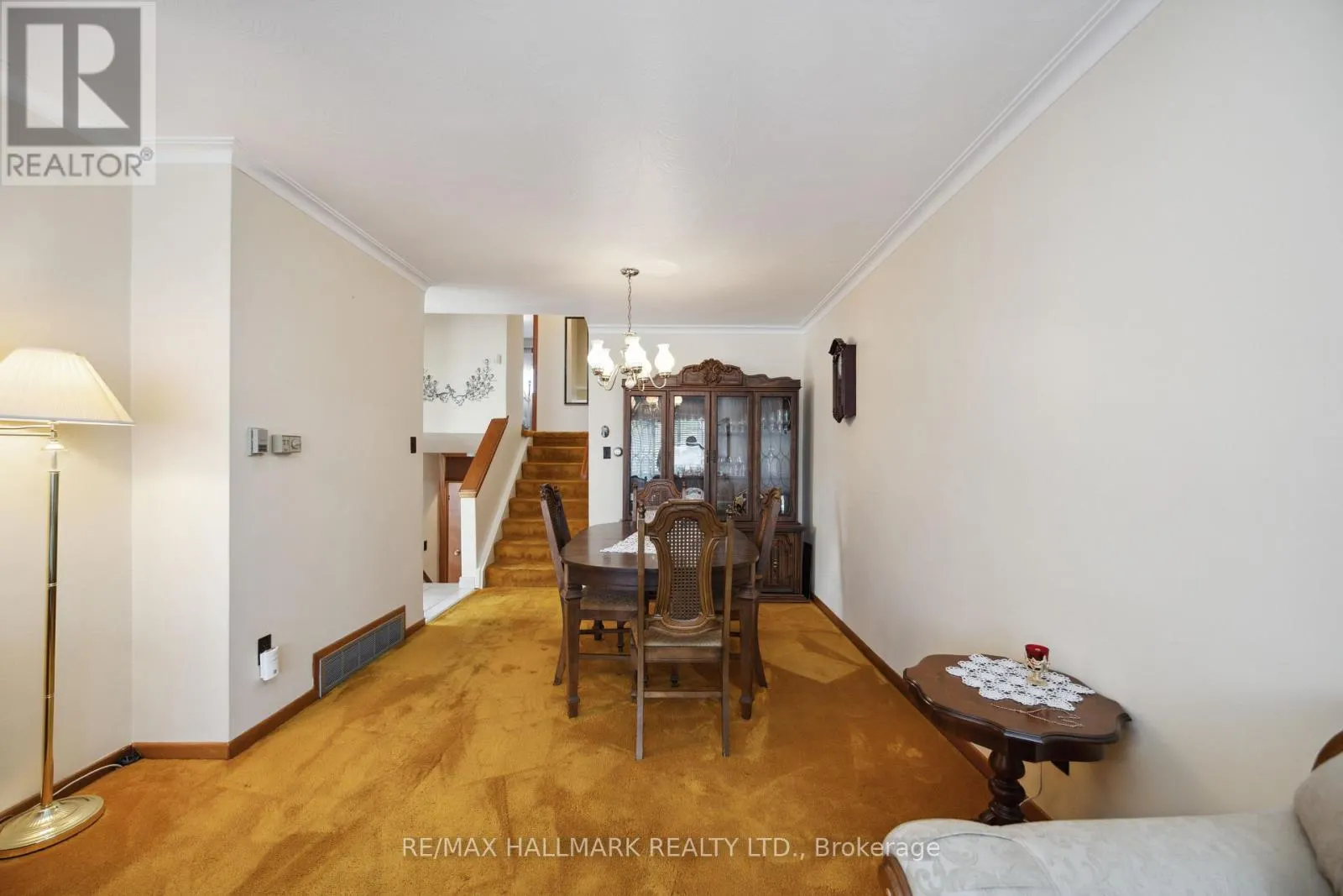 23 LOCKINGTON COURT
