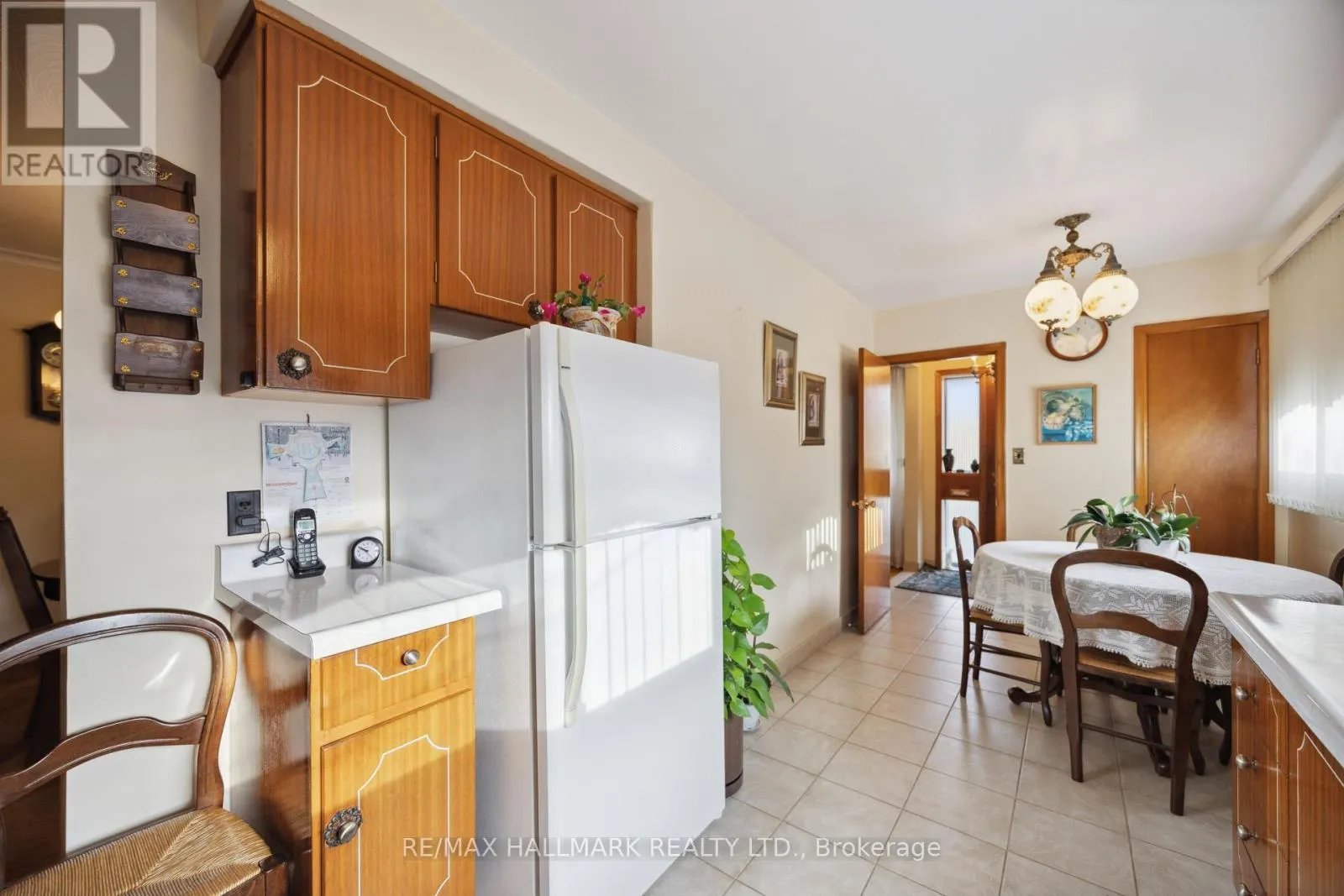 23 LOCKINGTON COURT