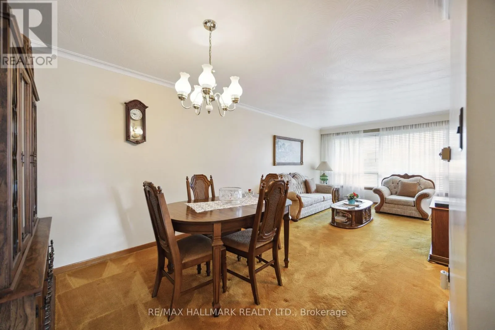 23 LOCKINGTON COURT