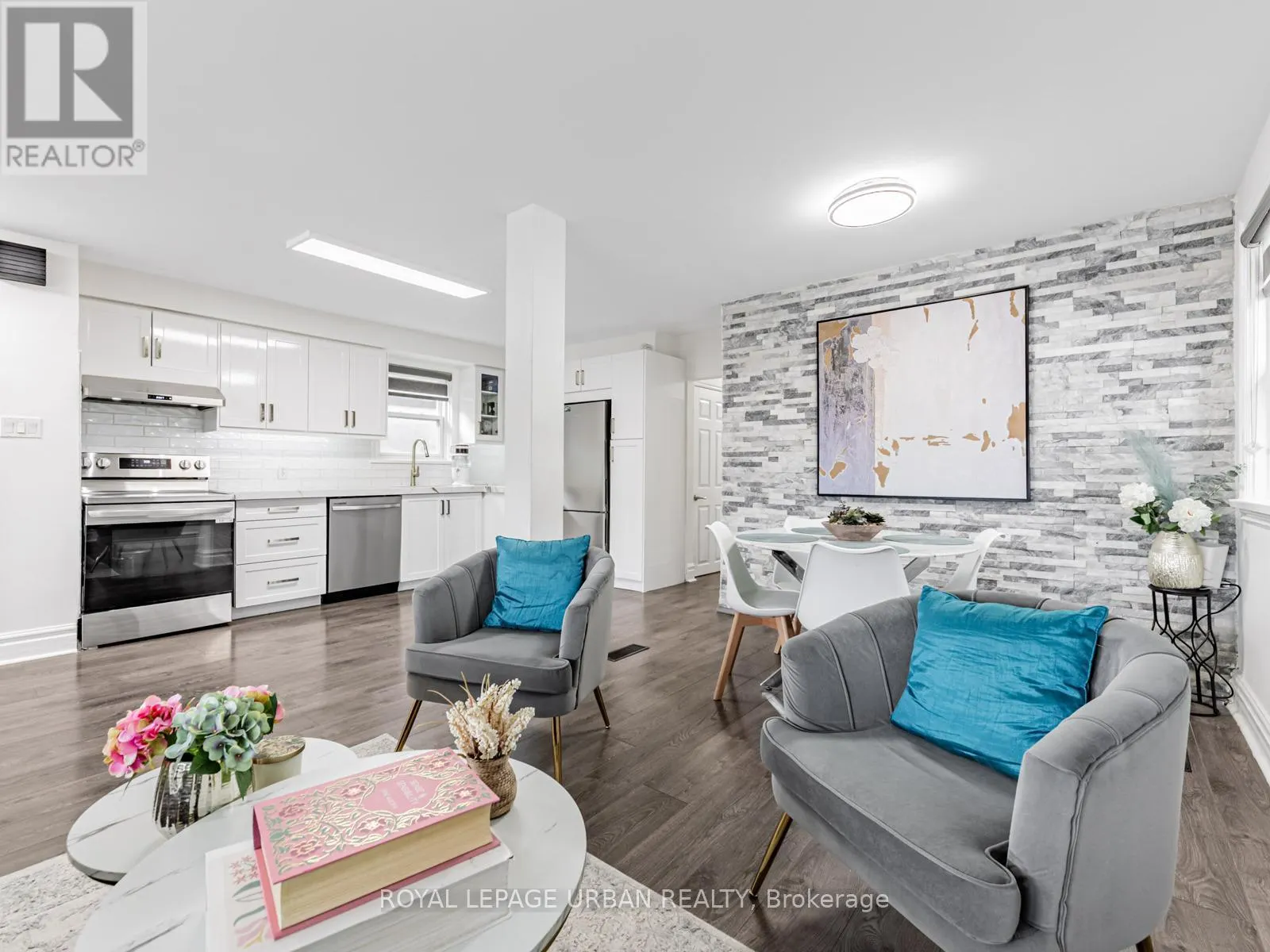 15 MAPLE BUSH AVENUE