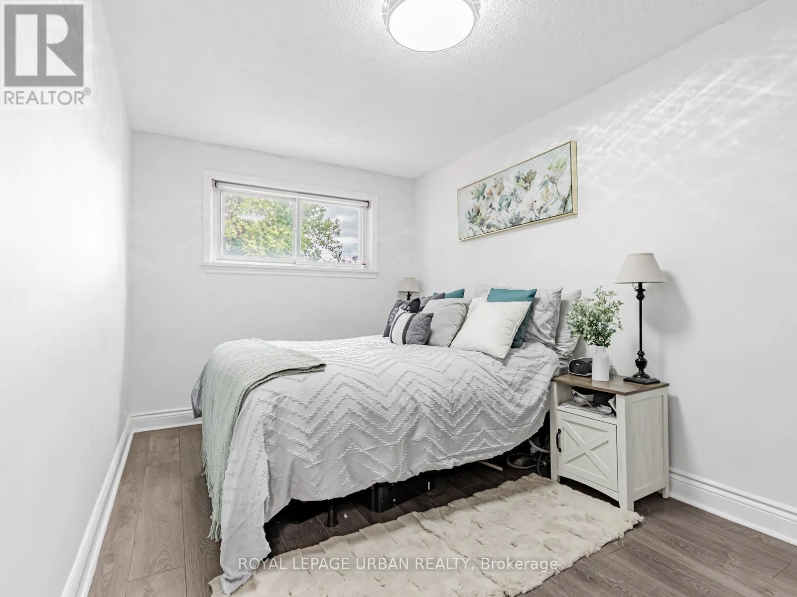 15 MAPLE BUSH AVENUE