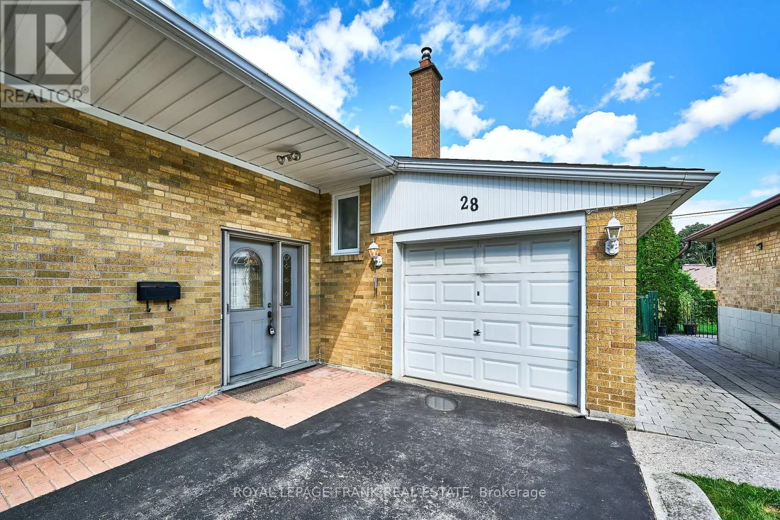 28 WINNIPEG ROAD