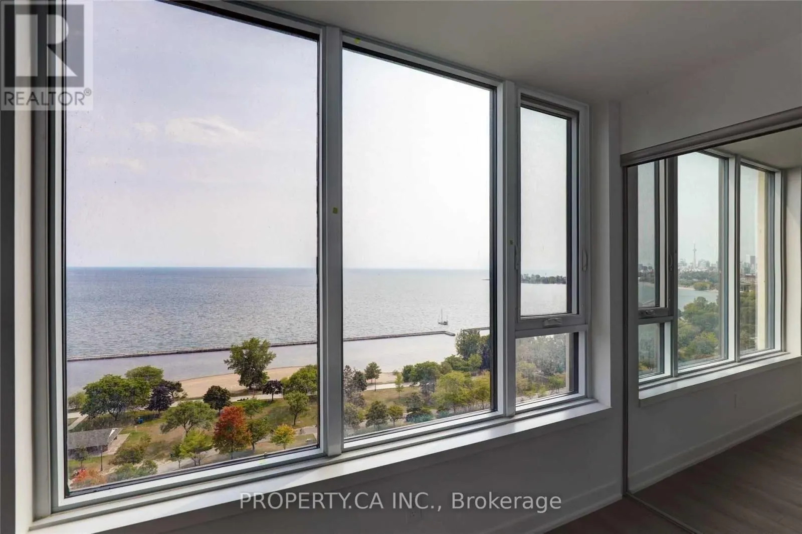 1808 - 1926 LAKE SHORE BOULEVARD W