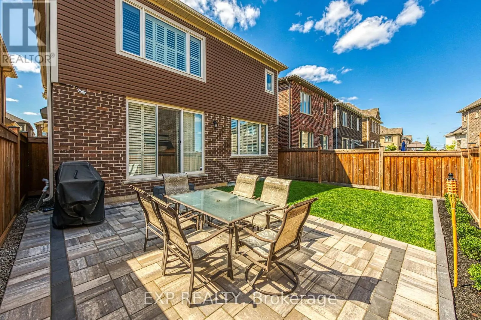 1459 SYCAMORE GARDEN