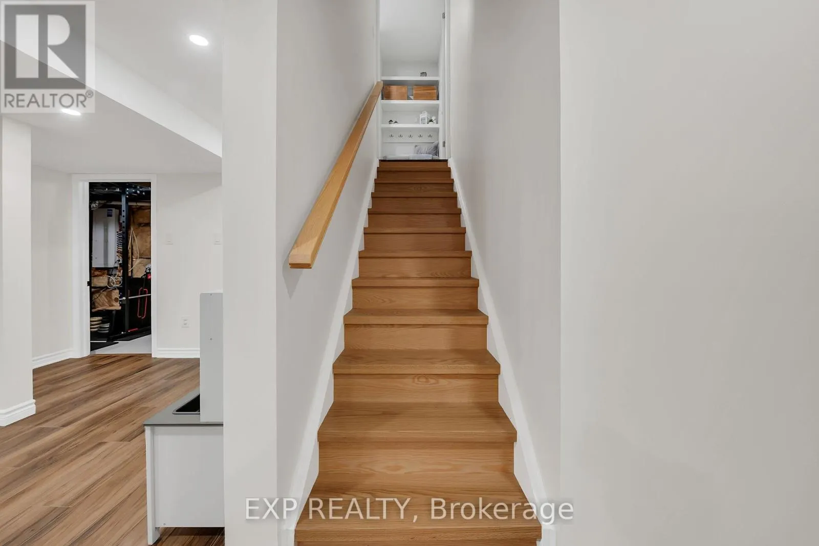 1459 SYCAMORE GARDEN