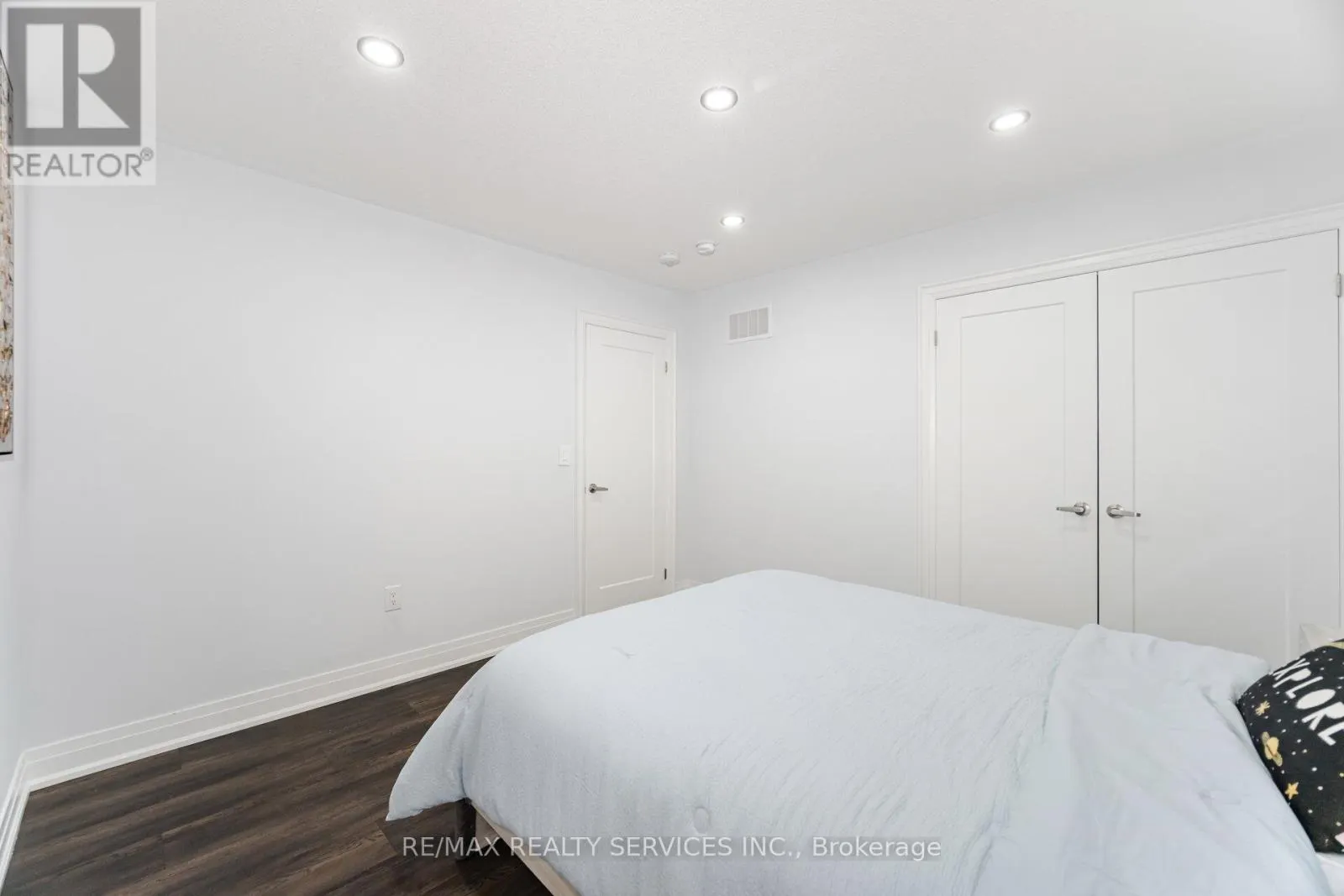 49 PUFFIN CRESCENT