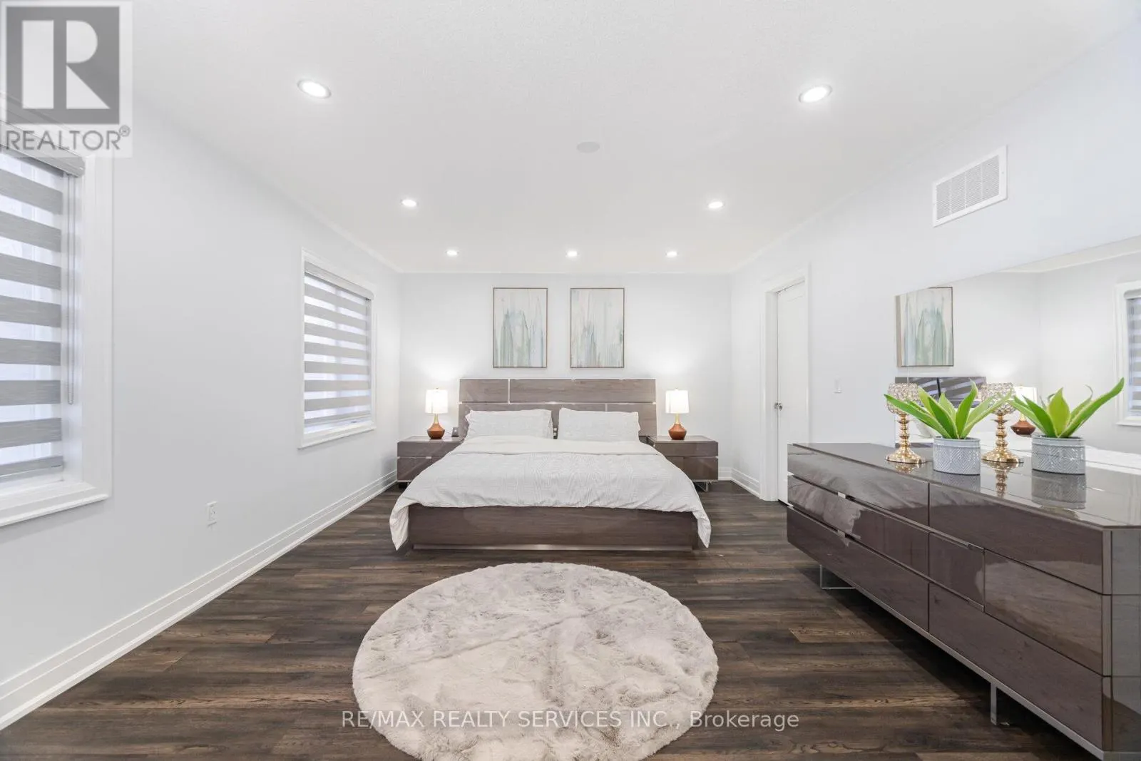 49 PUFFIN CRESCENT