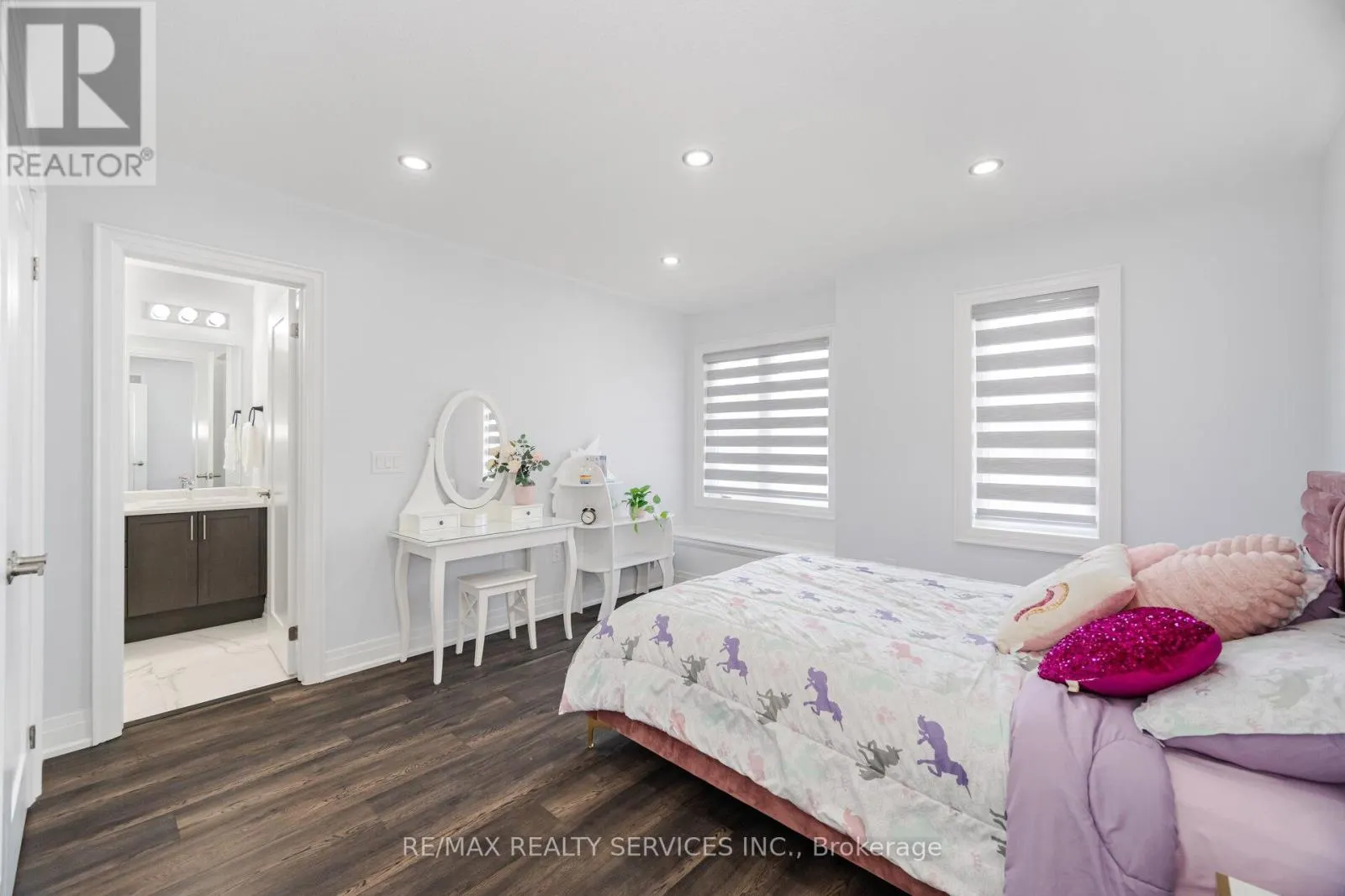 49 PUFFIN CRESCENT