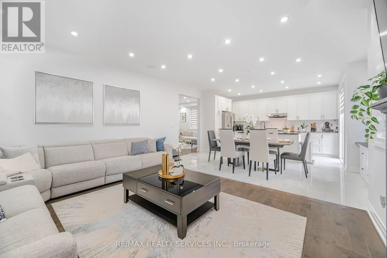 49 PUFFIN CRESCENT