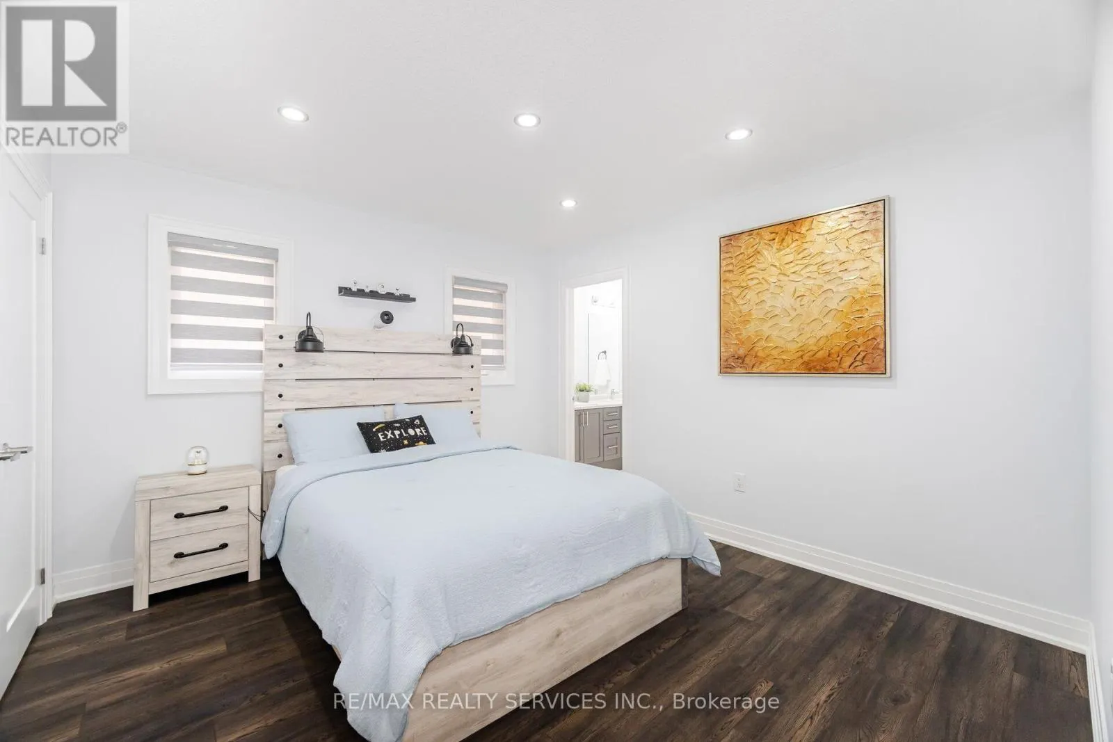 49 PUFFIN CRESCENT
