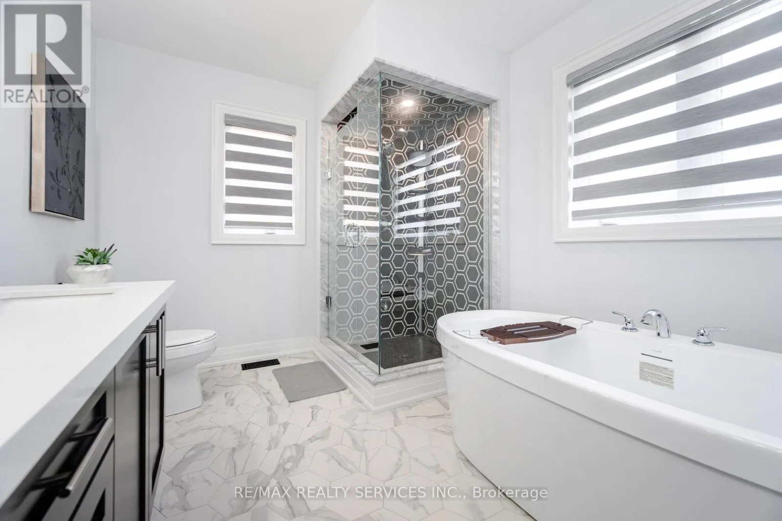 49 PUFFIN CRESCENT