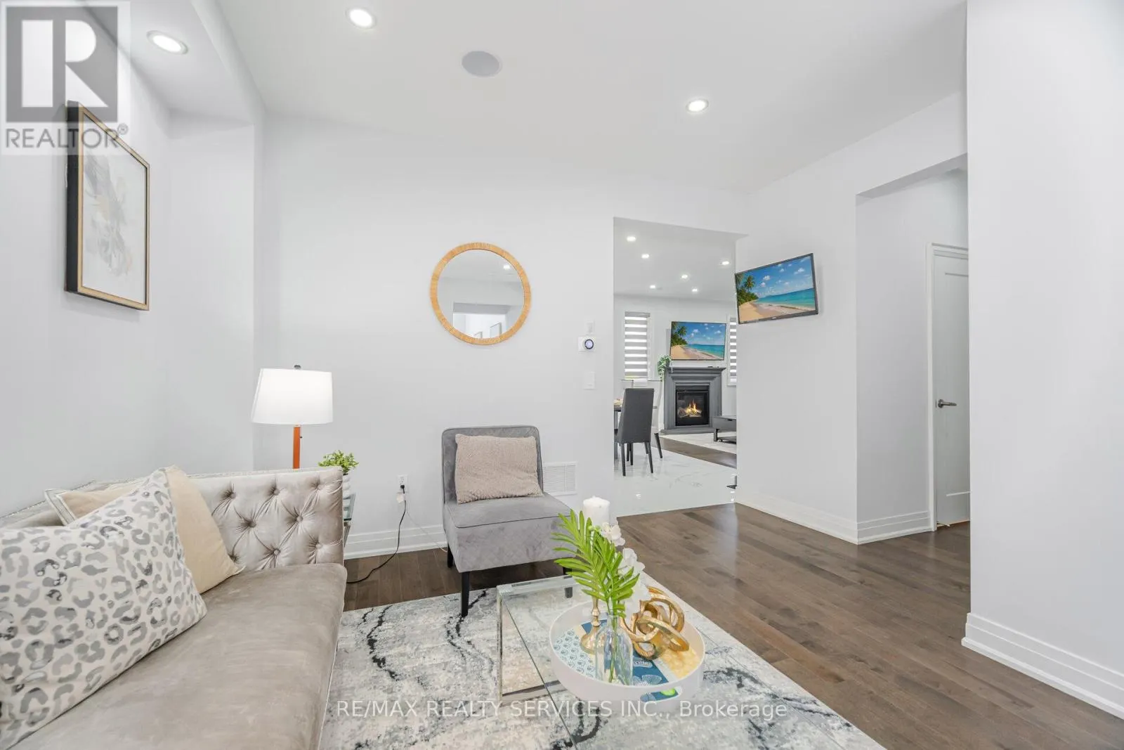 49 PUFFIN CRESCENT