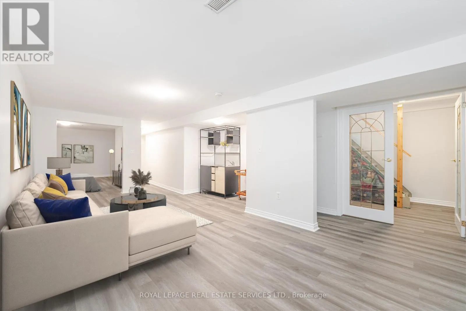 24 BELMONT DRIVE