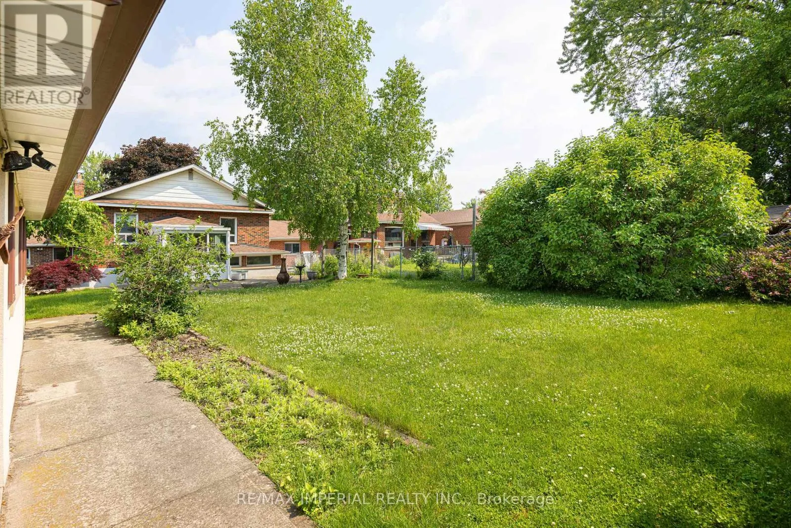 7 DODDINGTON DRIVE
