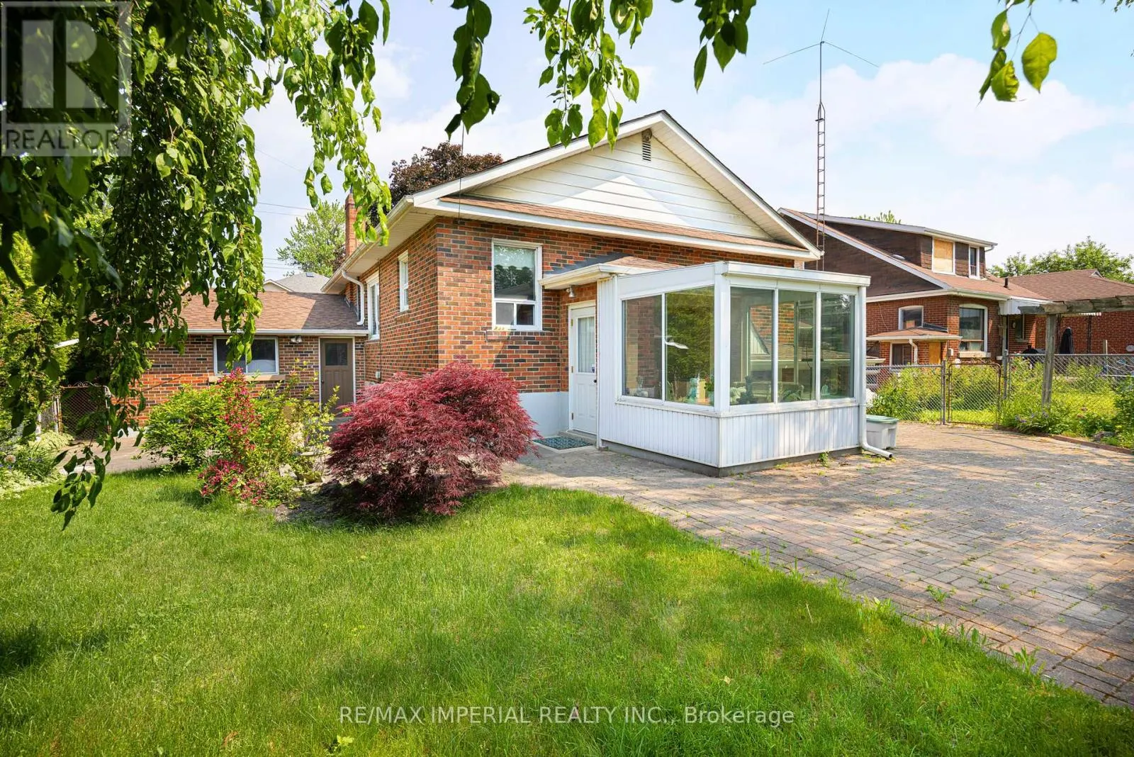 7 DODDINGTON DRIVE