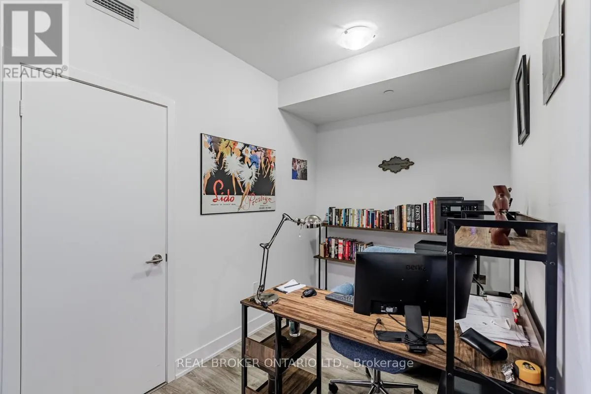 425 - 30 SHORE BREEZE DRIVE