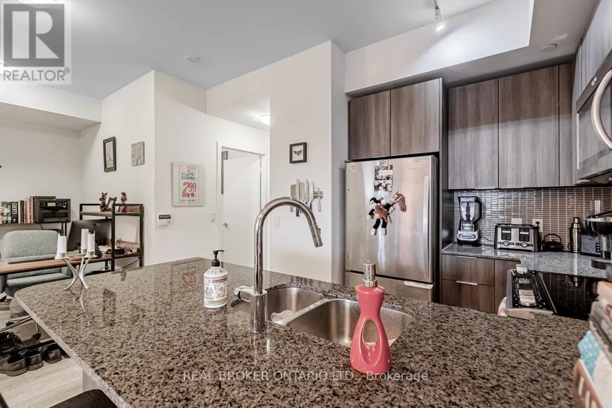 425 - 30 SHORE BREEZE DRIVE
