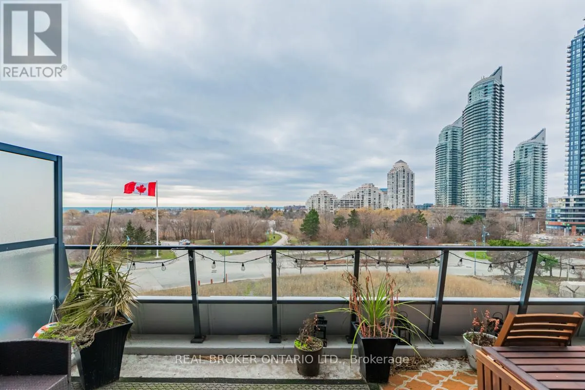 425 - 30 SHORE BREEZE DRIVE