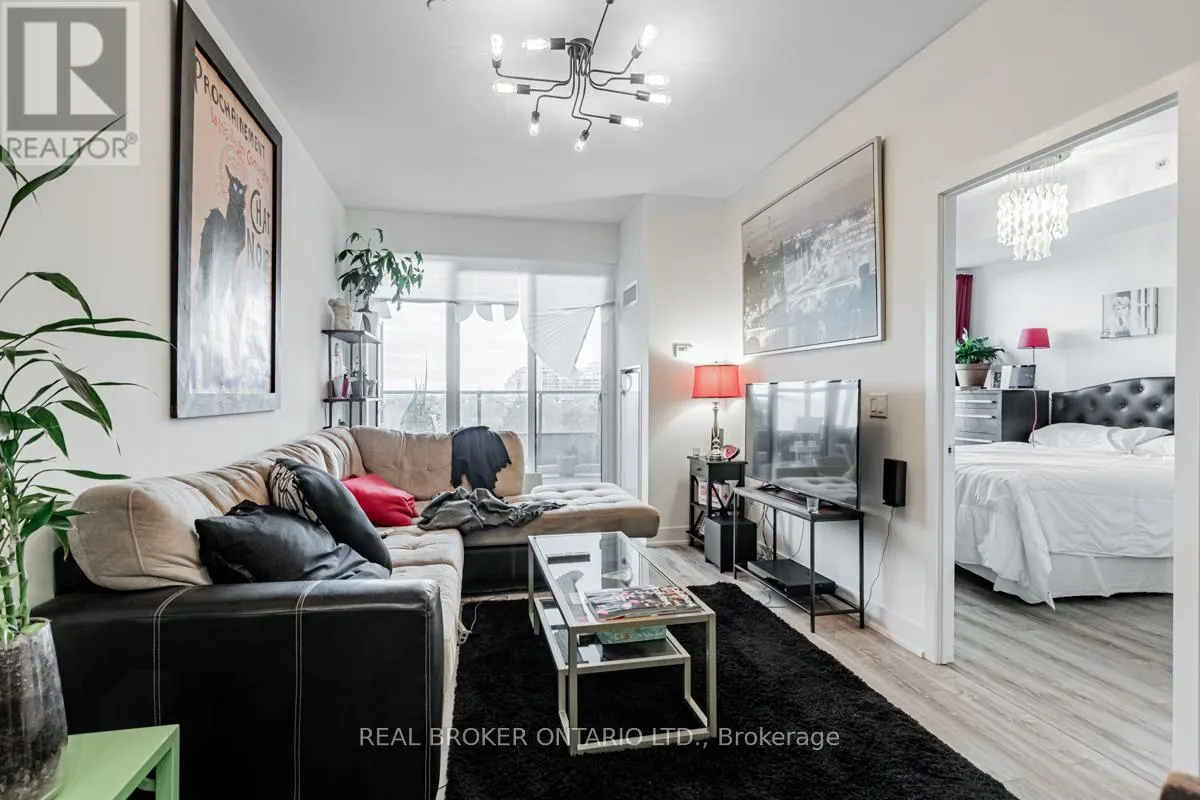 425 - 30 SHORE BREEZE DRIVE